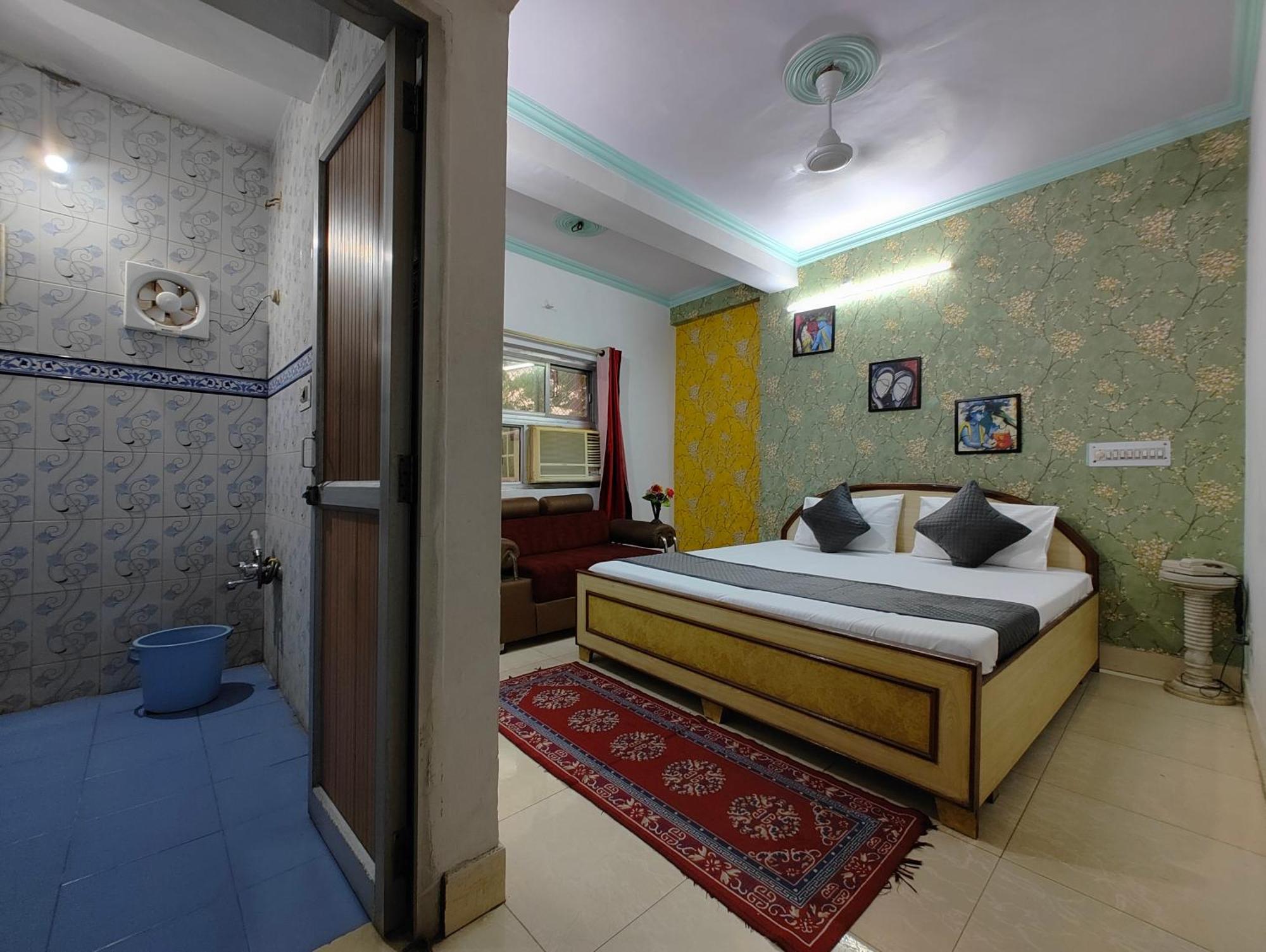 Hotel Swarajya Palace Агра Екстериор снимка